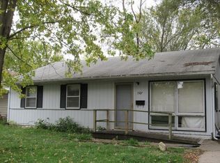 1507 Hedge Rd, Champaign, IL 61820