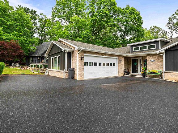 5th image of 136 Bonnie Ct