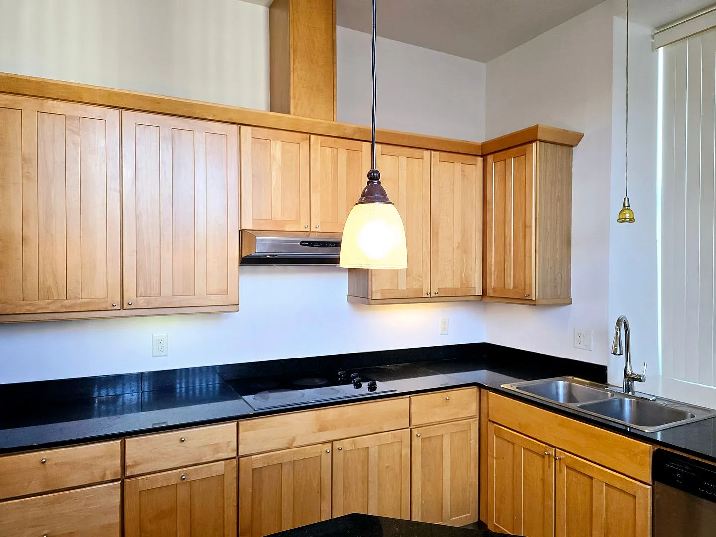 Lister Building At Olive & Taylor - Luxury Living In Central West End — Photo 2