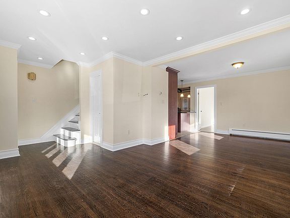 3rd image of 57-59 Medway Ave