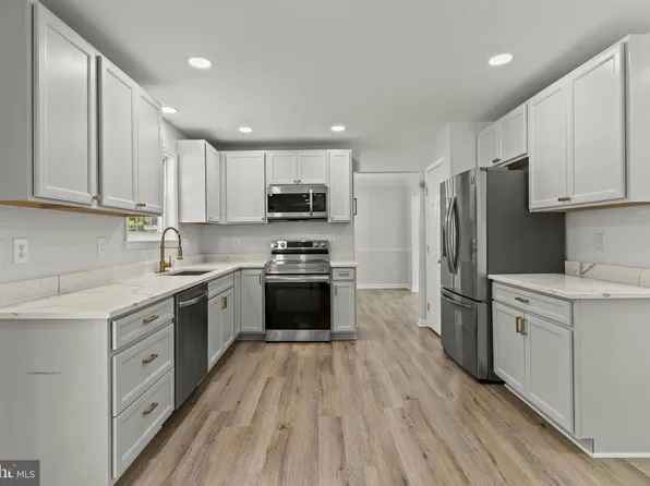 47109 Sorrel Dr, Lexington Park, MD 20653