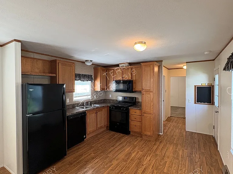 45 Mantua Grove Rd #R-21 — Photo 1
