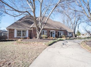 2005 Pin Oak Dr, Springdale, AR 72762