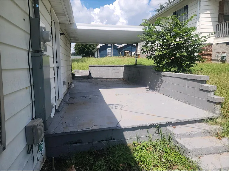 206 Ferry St — Photo 15