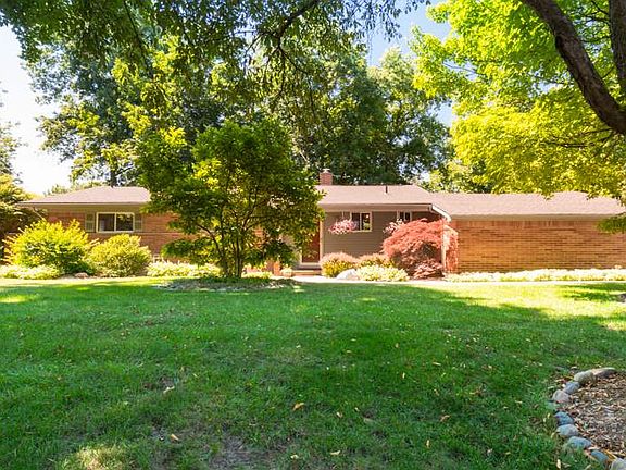 4th image of 32045 Nottingwood St