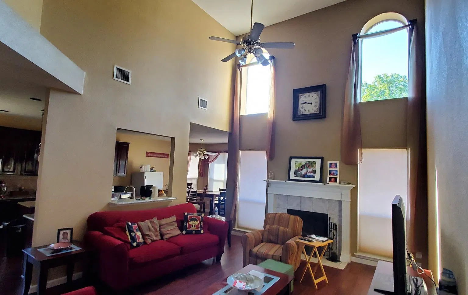 2117 Kiowa Ct — Photo 2