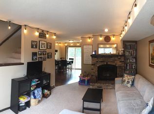 550 Foster Rd, Iowa City, IA 52245