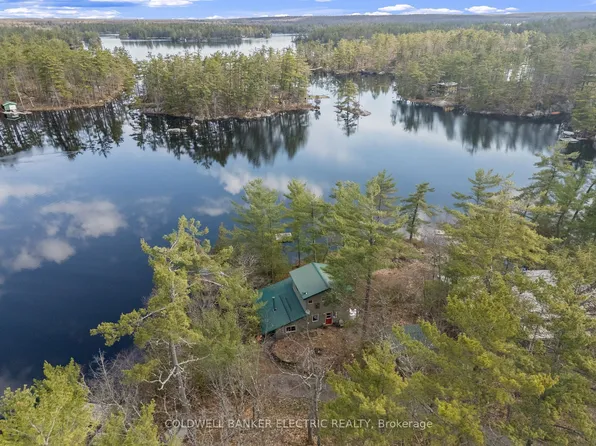 2711 Channel View Ln, Selwyn, ON K0L 2H0