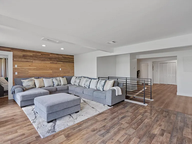 25413 Pedernales Point Dr — Photo 34