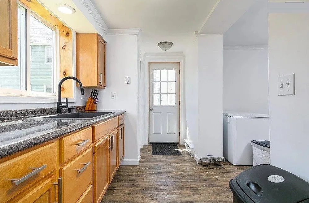 2 bed, 700 sqft, $1,250 — Photo 4