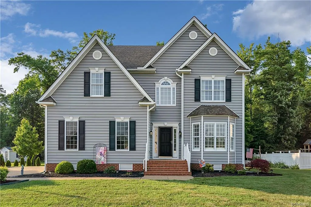 8406 Bink Pl photo 1
