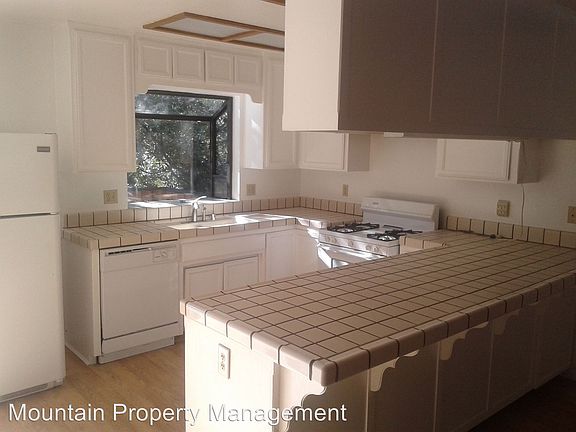 2nd image of 25132 Valle Dr