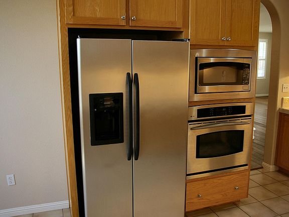 5th image of 5141 Carisbrooke Ln