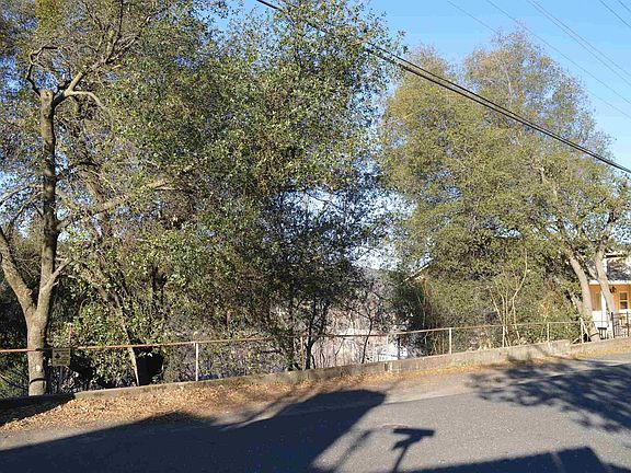 2nd image of Barretta St