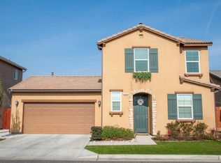1820 Castoro Way, Hanford, CA 93230