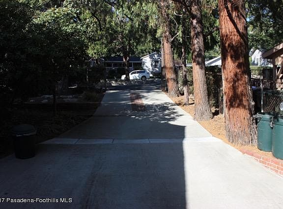 5th image of 2364 Rockdell St