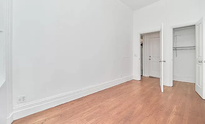 Rented by Living New York | media 12