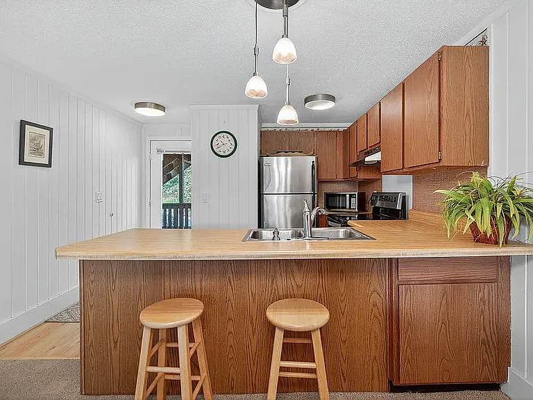 4001 Captains Walk Cir — Photo 19