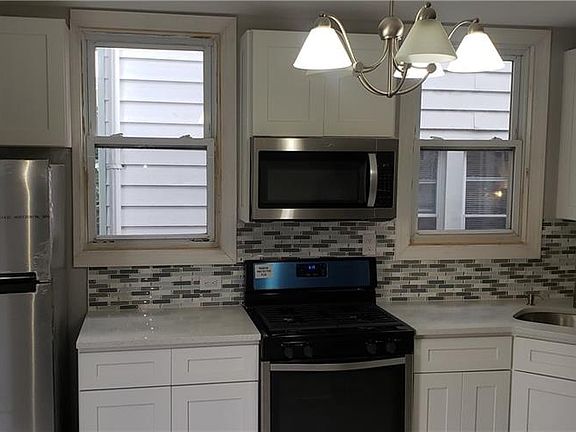 4th image of 421 S Columbus Ave #1