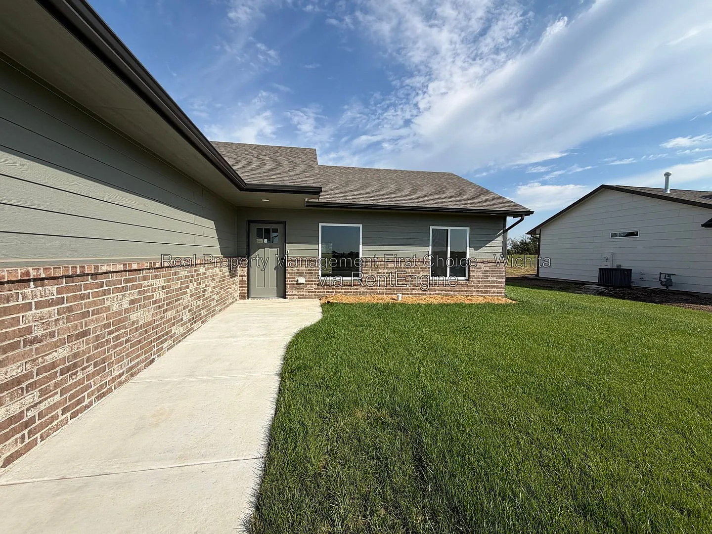 3 bed, 2.0 bath, 1278 sqft, $1,900 — Photo 3