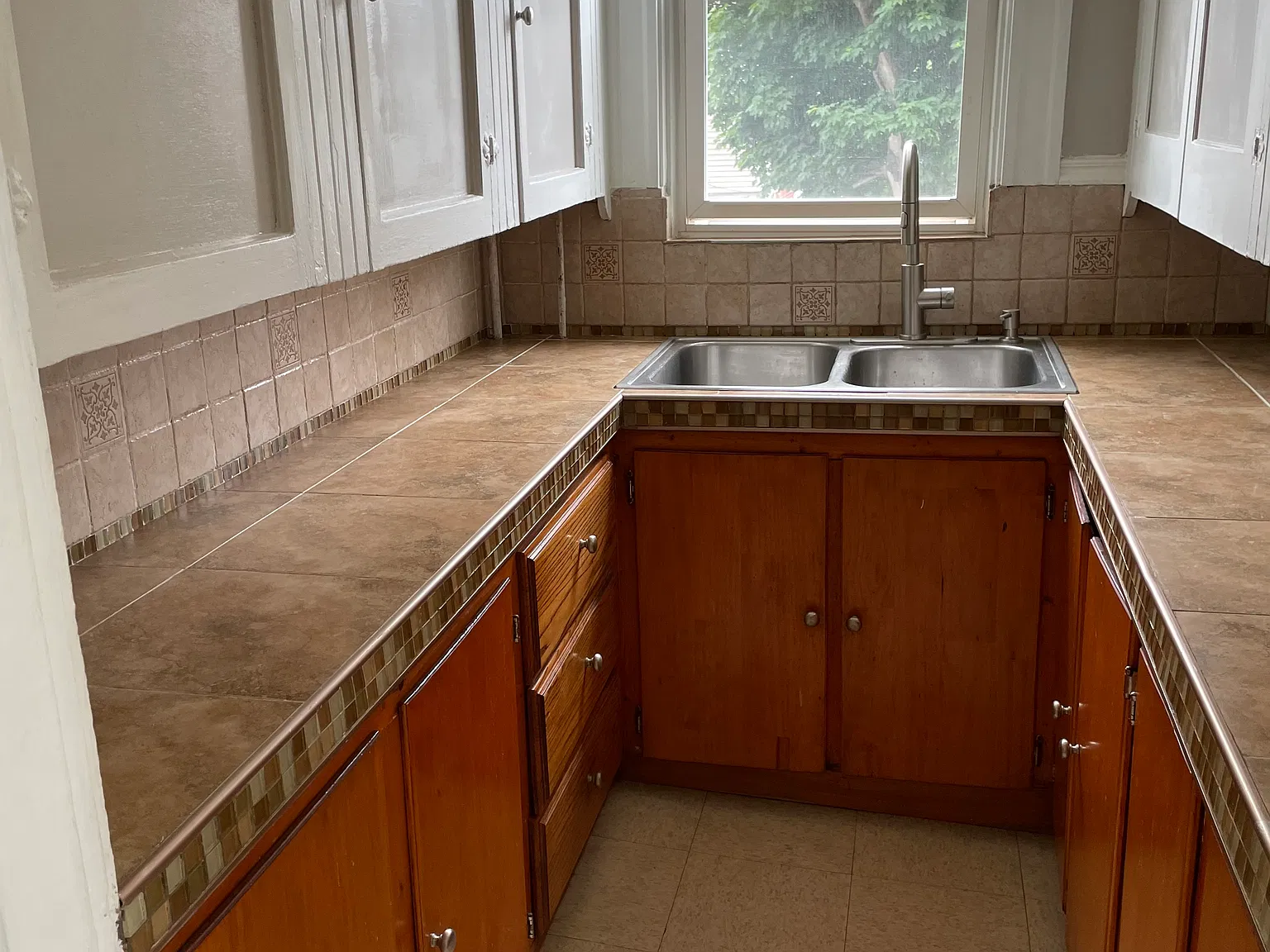 67 Bellevue Ave — Photo 1
