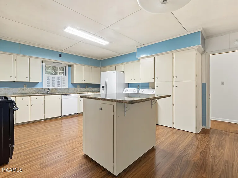 418 Marguerite Blvd — Photo 12