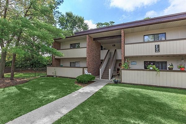 Simple Apartments Off Tates Creek Lexington Ky with Modern Garage