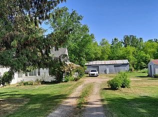 6039 E Mount Hope Hwy, Grand Ledge, MI 48837
