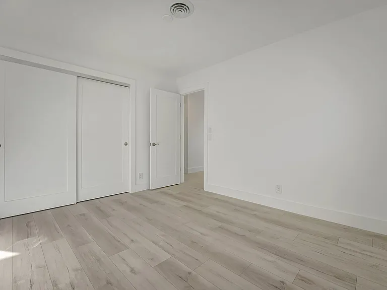 1478 NE 57th Ct — Photo 23