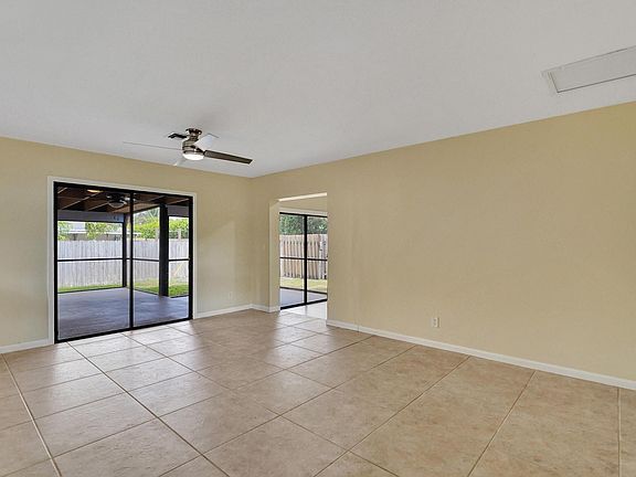 3rd image of 5425 Cleveland Road