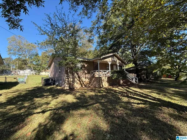 1012 Avenue J, Bessemer, AL 35020
