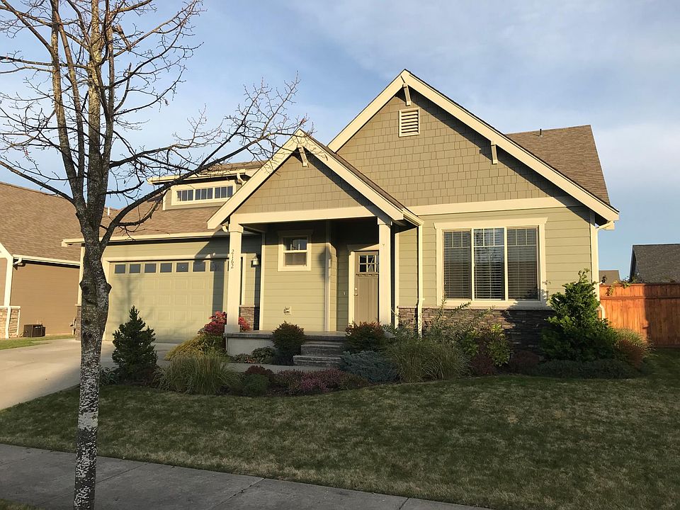 2nd image of 2162 Shea St