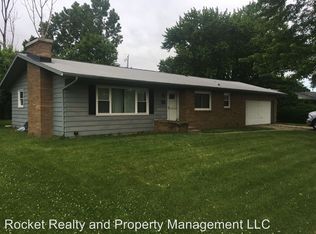 38 S Pontiac Dr, Janesville, WI 53545