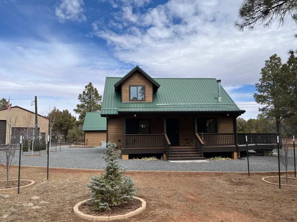 2557 W Burton Ln, Overgaard, AZ 85933