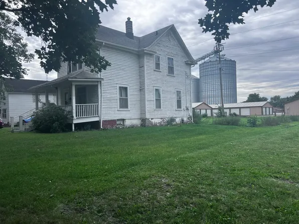 206 N Grant Ave, Milford, IL 60953
