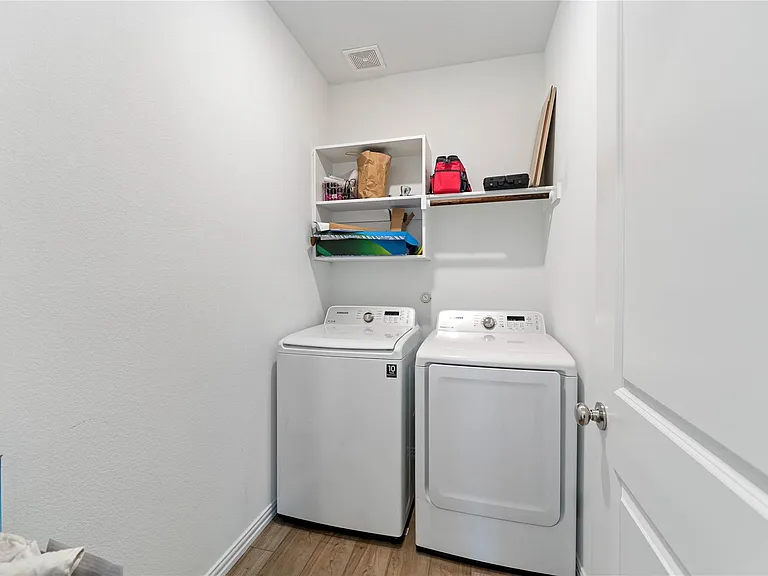1209 Mesquite Ln — Photo 15