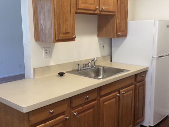 5th image of 2137 Park Blvd APT 6