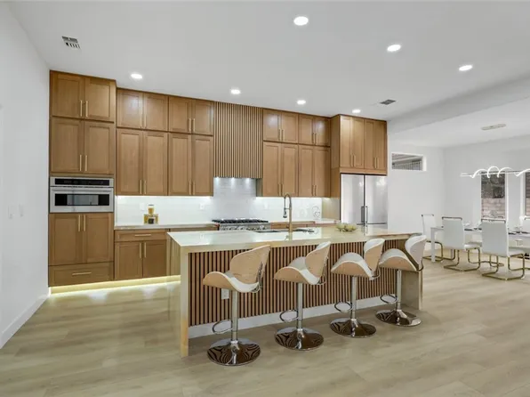 3013 Abercorn Dr, Las Vegas, NV 89134