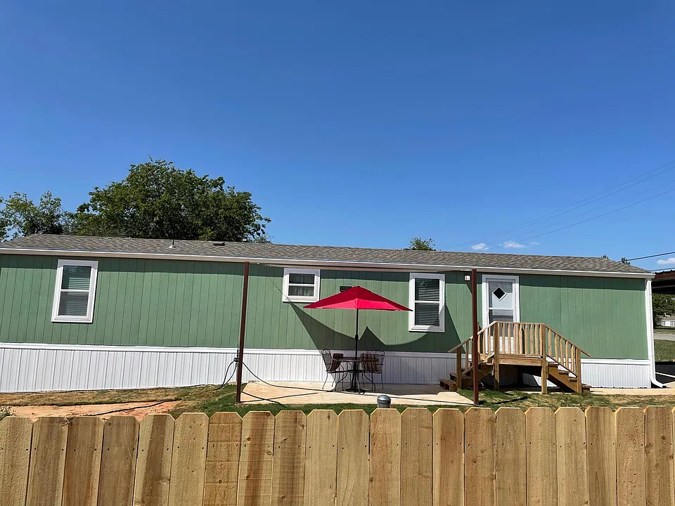 3520 Gerry Dr