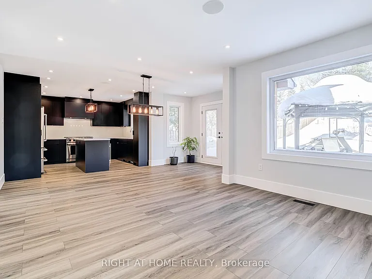 4212 Credit Pointe Dr — Photo 7