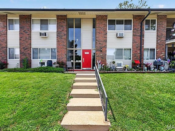 4th image of 9929 S Bunker Hill Dr #C