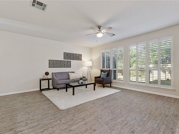5th image of 16300 Double Eagle Dr