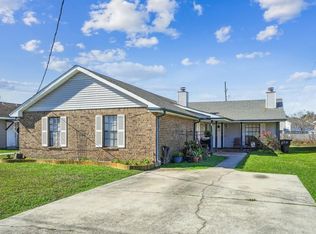 111 Omega St #B, Belle Chasse, LA 70037