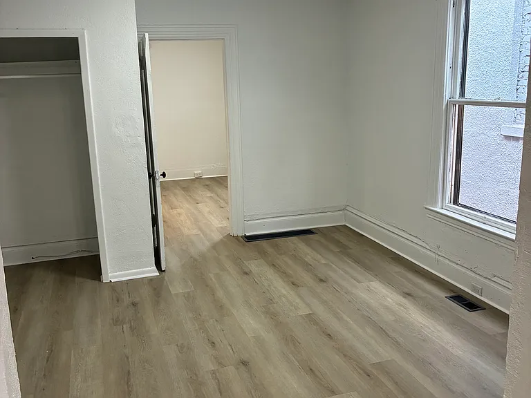 724 N Elati St — Photo 4