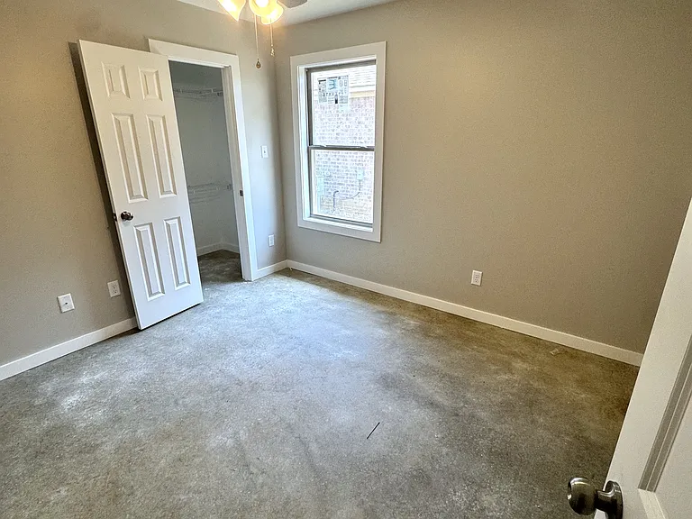 207 Mead St — Photo 10