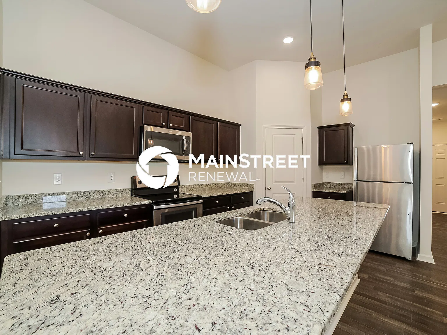 7203 Ashley Falls Ct — Photo 4