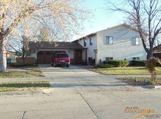 230 E Centennial St, Rapid City, SD 57701
