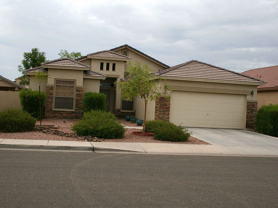 Beautiful Stone Elevation