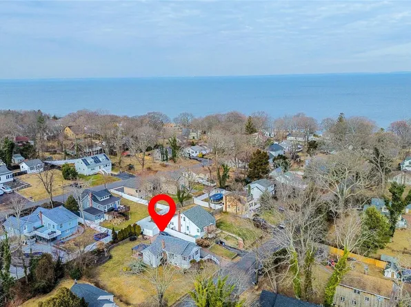 30 Amagansett Drive, Sound Beach, NY 11789