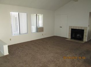 5226 E Liberty Ave APT 102, Fresno, CA 93727